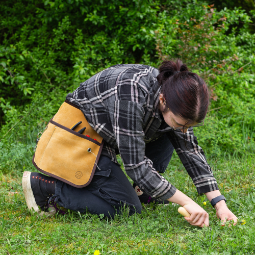 Preview: Gartenschürze-Leder-für-Garten-Floristik-Werkstatt-Anwendungsbeispiel2.jpg